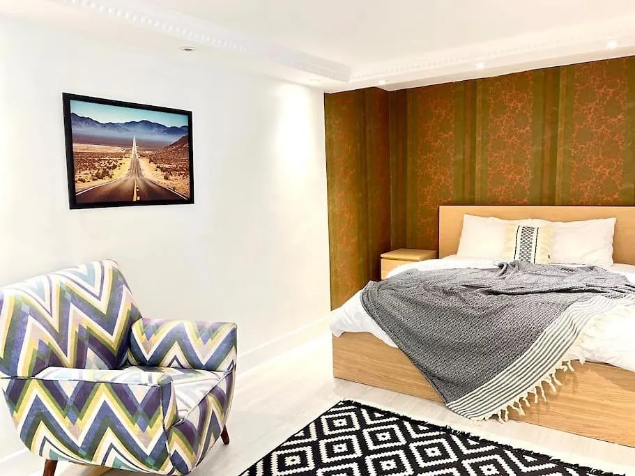 Wonder Homes- Spacious Dublex, 5Br, 2Ba, Terrace Provincia di Provincia di Istanbul Appartamento